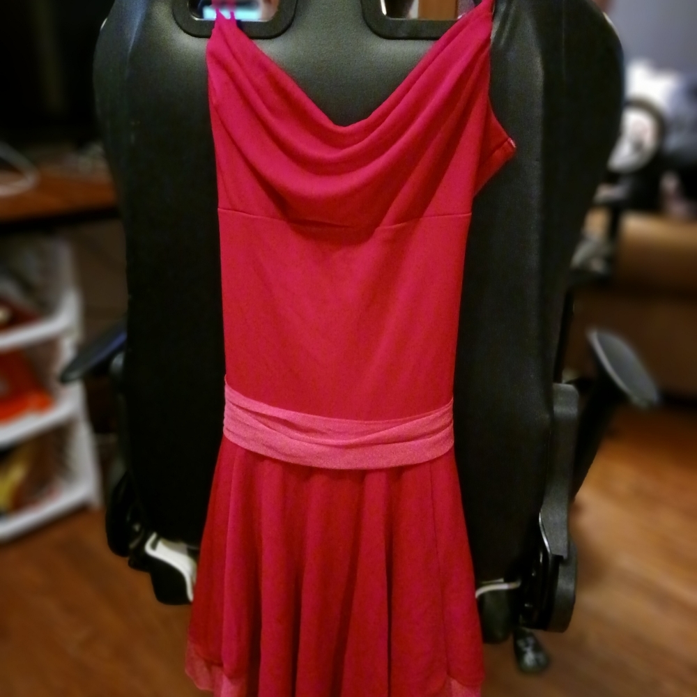 Beautiful  size  M pink dress